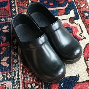 Basically New Dansko Nursing Clogs